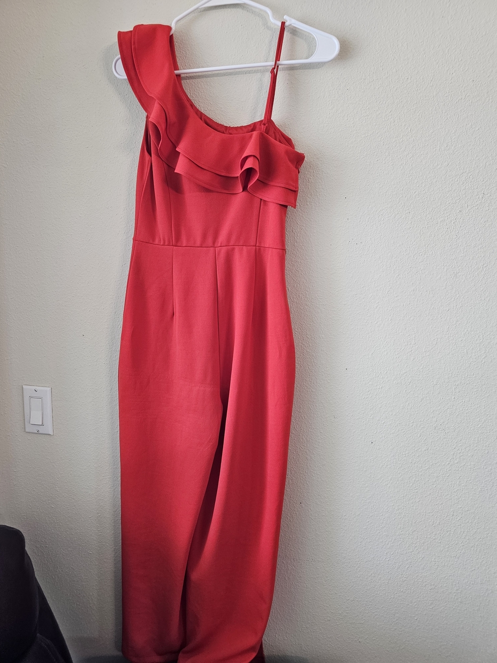Guess One-Shoulder Red Ruffle Jumpsuit - Picture 2 of 3
